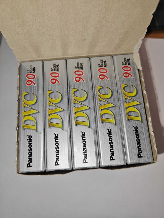 Продаю mini DV видеокассеты Panasonic