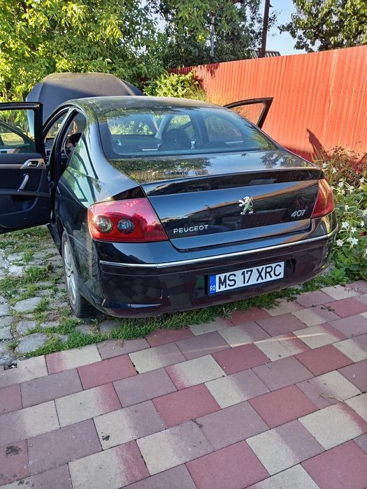 De vinzare Peugeot 407