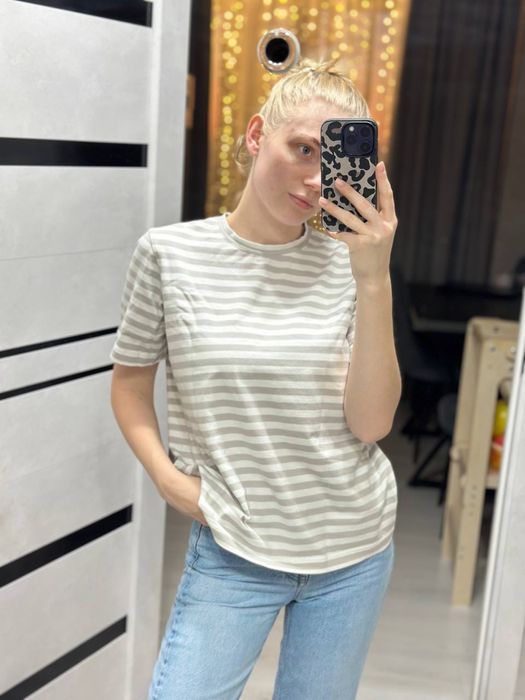 Продам свитеры и футболки