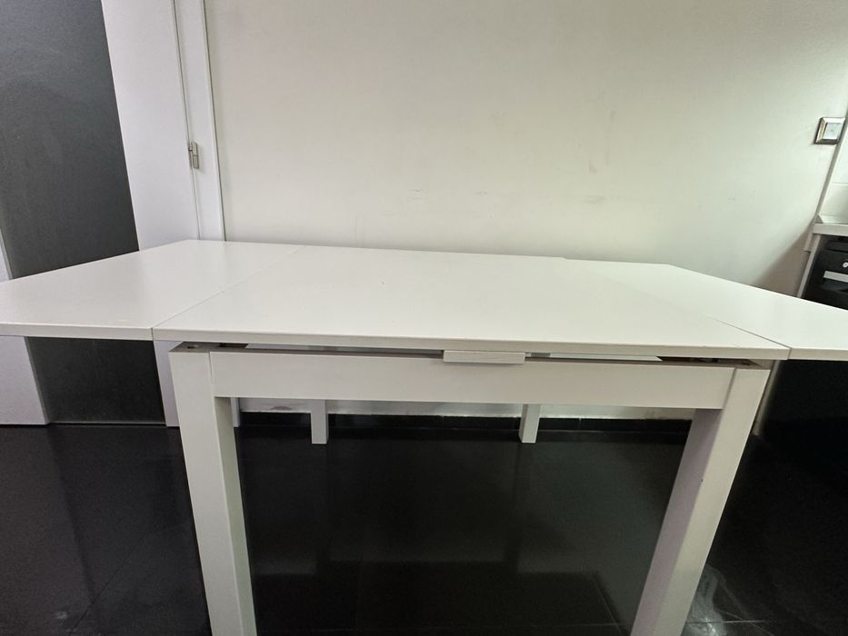 Трапезна маса, разтегателна, ПДЧ