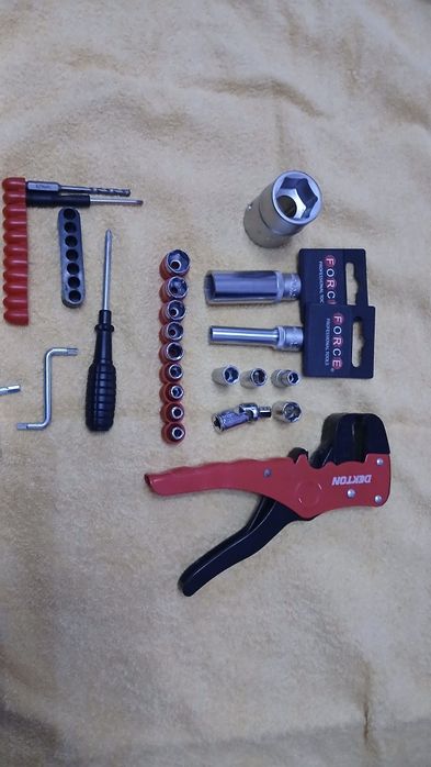 Вложки и инструменти всички 25