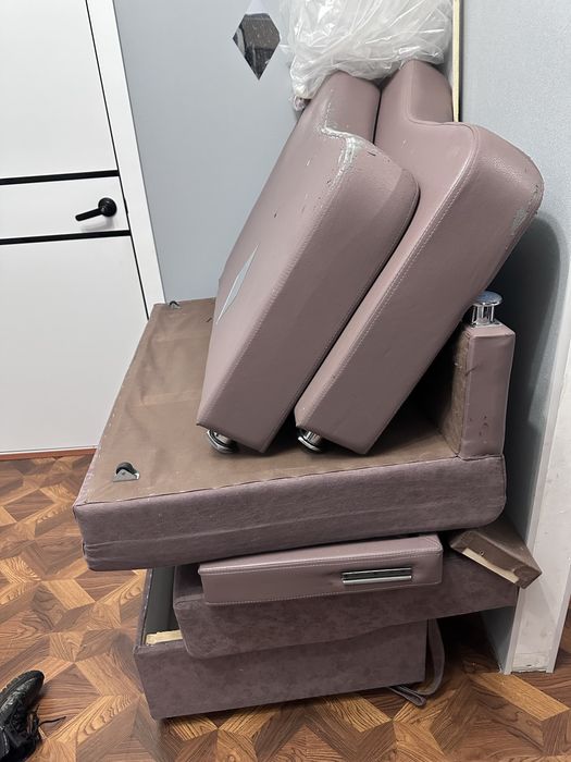 Заберите Мини-диван раскладной уже разобран