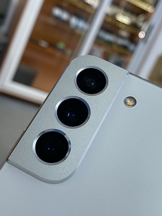 Samsung S22+ 256GB, Garantie 12 luni | Lensun