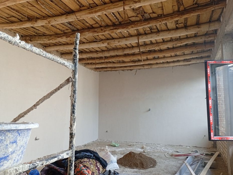 Albastir va Gips suvoq qilamiz tarkibida Toʻproq,qum, Albastir.qoshila