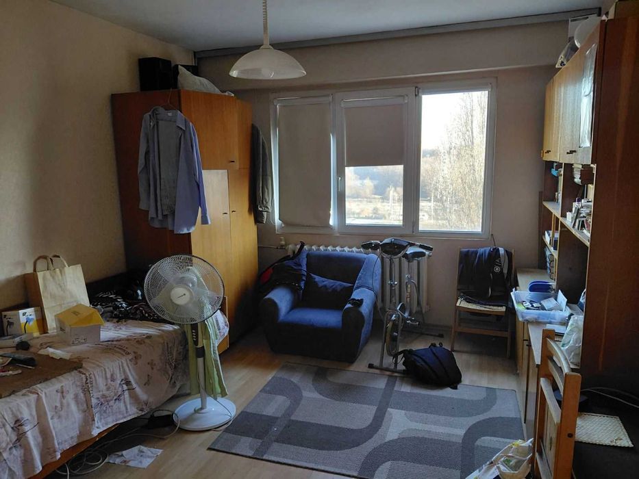 отдавам под наем тристаен апартамент в жк. Люлин 7