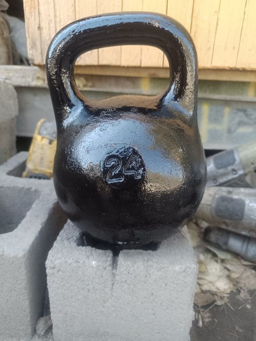 Продам гирю продам