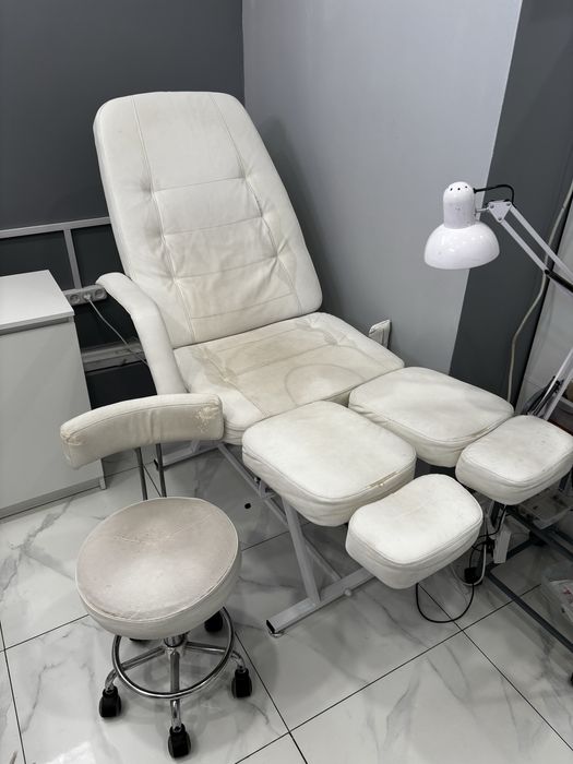 Кресло косметолога подолога