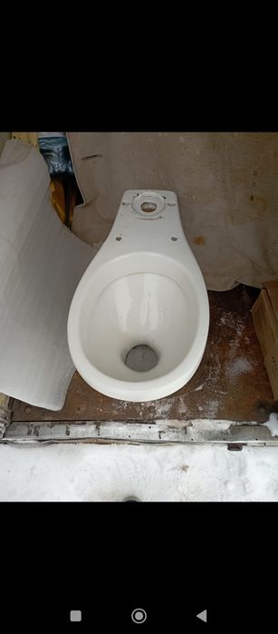 Продам унитаз без бачка