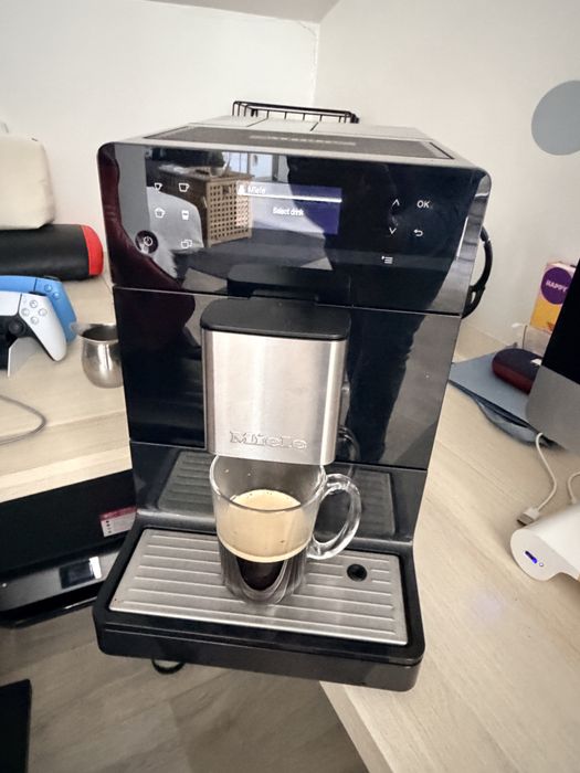 Miele cm5300.
