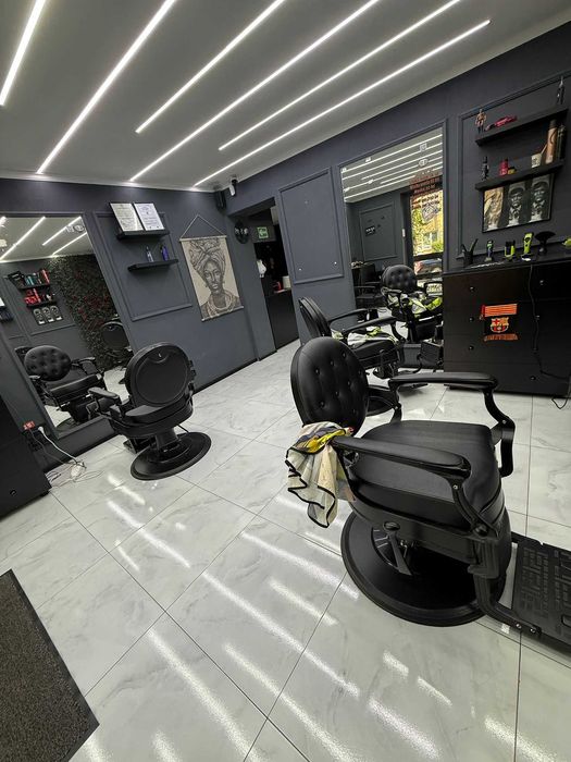 inchiriez frizerie ultra central afacere la cheie 5 scaune