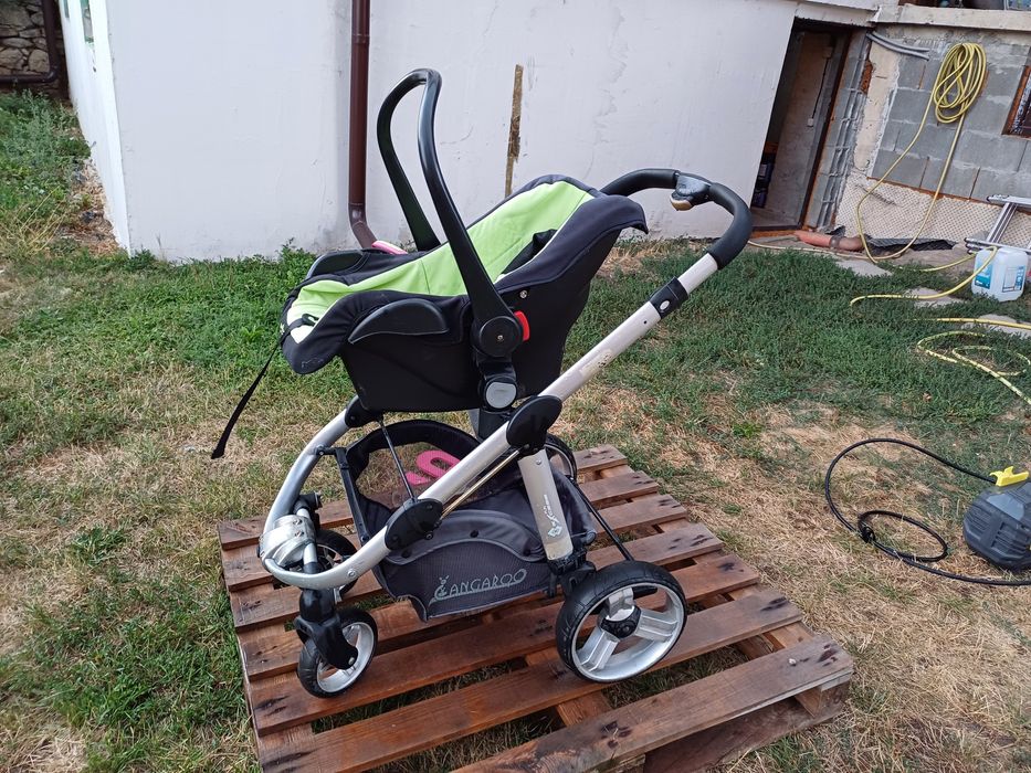 Бебешка количка 3 в 1