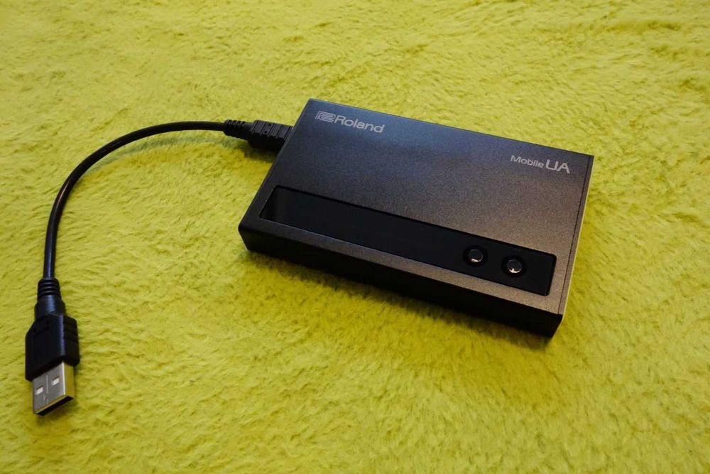 USB аудио интерфейс  Roland Mobile UA / UA-M10