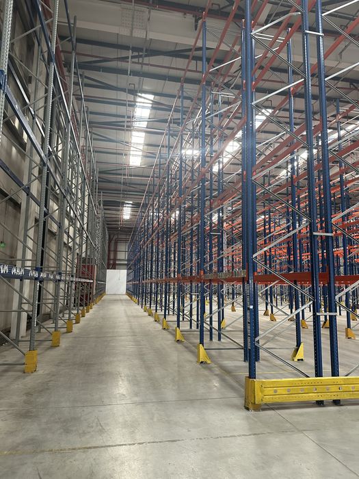 Ofertă la rafturi metalice pentru depozitarea industriale super preț