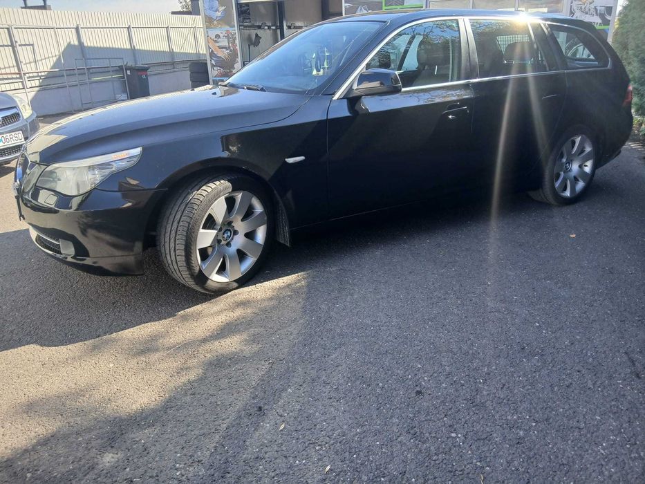 BMW 5 Series 2010 — imagine 3