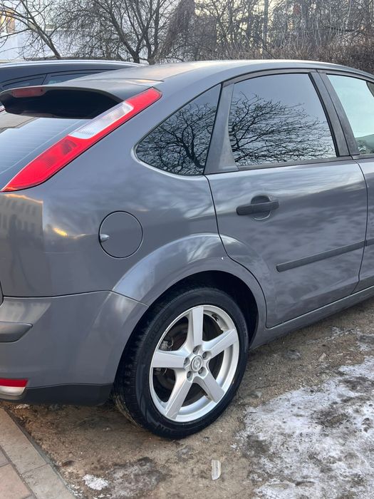 FORD Focus 2006 — imagine 5