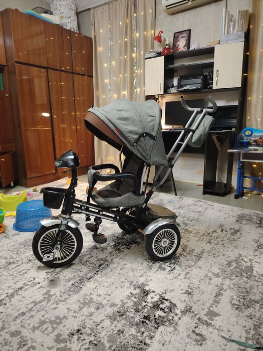 Трёхколёсный велосипед Cool Guy