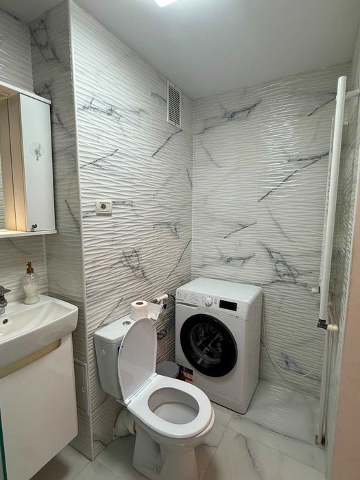 Apartament de vanzare cu 2 camere, ultracentral, decomandat.