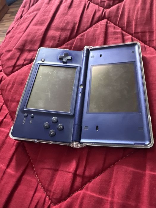 Consola Nintendo Dsi Modat