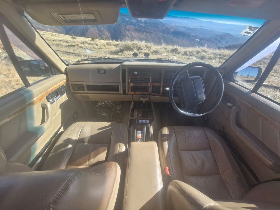 Vând jeep grand cherokee XJ 4.0