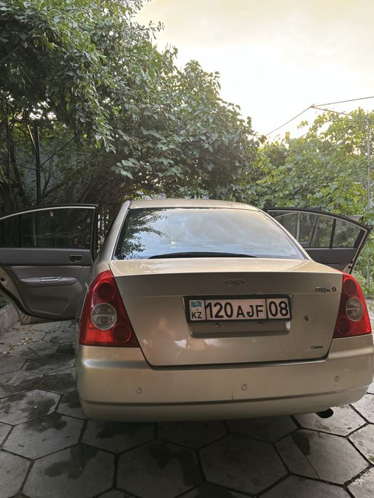 Chery forro 2010 года