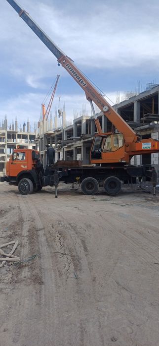 Kamaz kran sotiladi