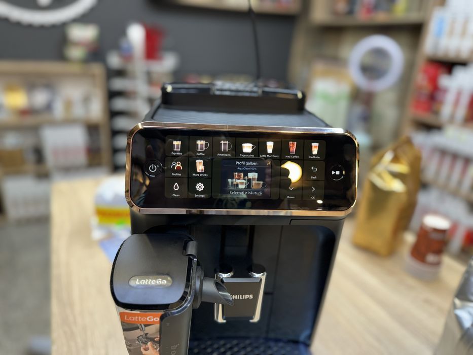Espresor Automat revizionat latte go saeco philips