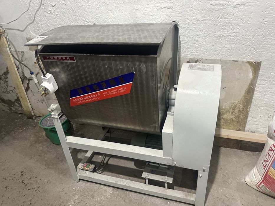 Тестомес/ Тестомешалка для пекарни