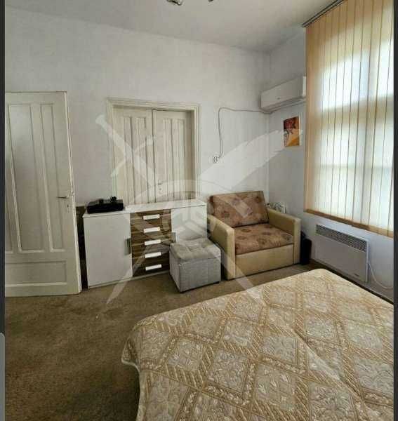 Етаж от къща - центъра на гр. Пловдив - 11805721