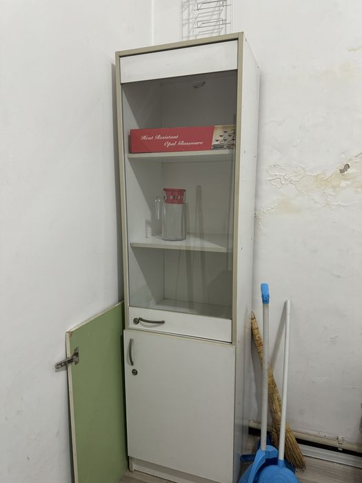 Продаю Мебель для аптеки.Торг уместен.