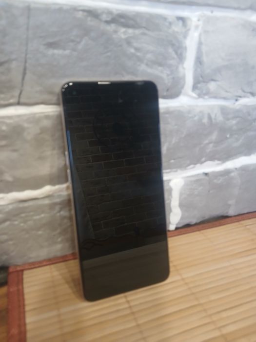 Продам телефон оппо