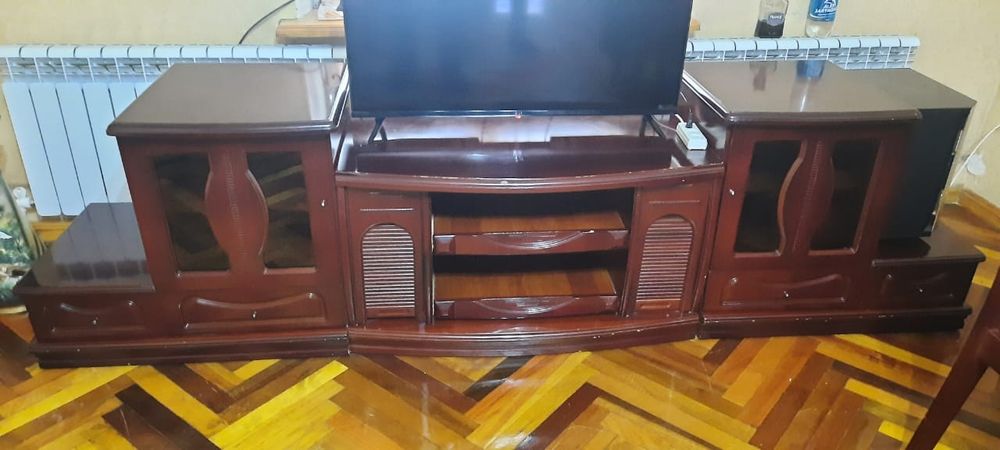 Тумба под телевизор