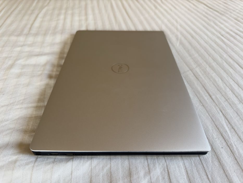 Vând Laptop XPS 9380