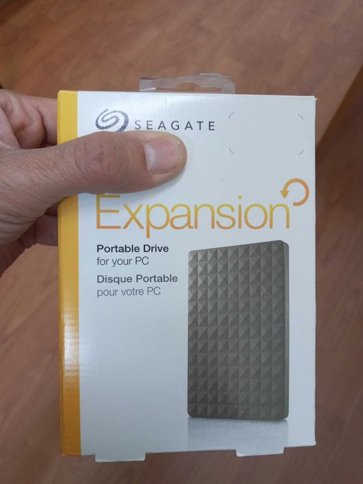 Переносной жесткий диск