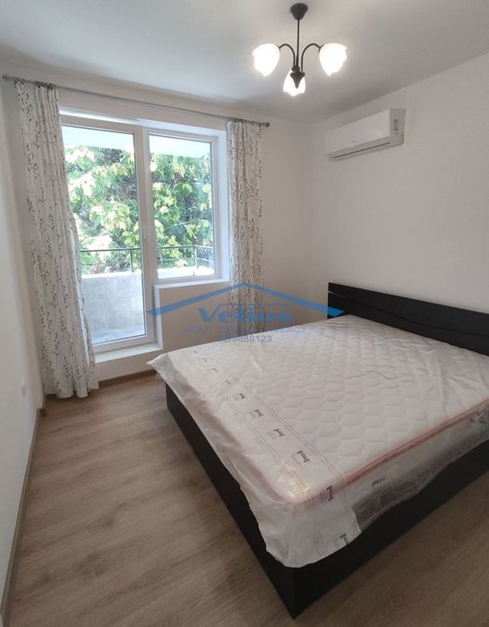 Дава се под наем Тристаен апартамент в София, Център - 95 кв.м за 548.25 € - Снимка #2