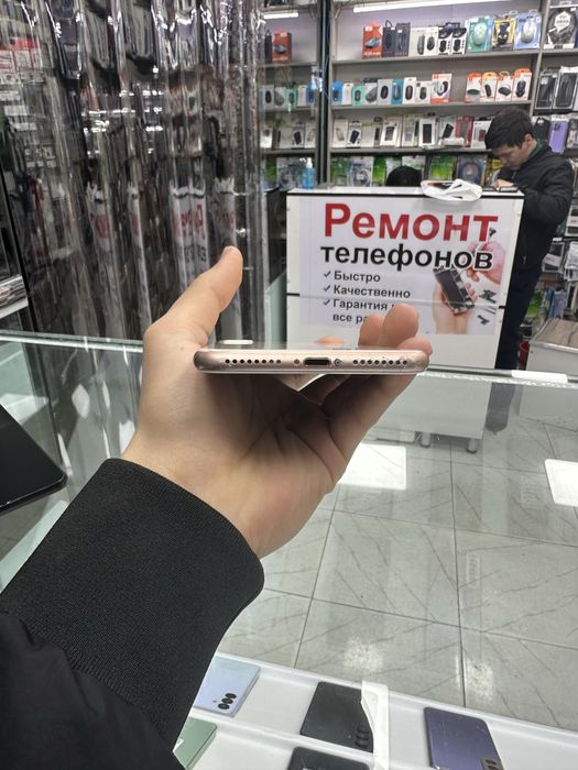 Iphone 8 plus 64 gb srochny