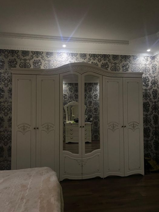 Мебель спальни продам срочно