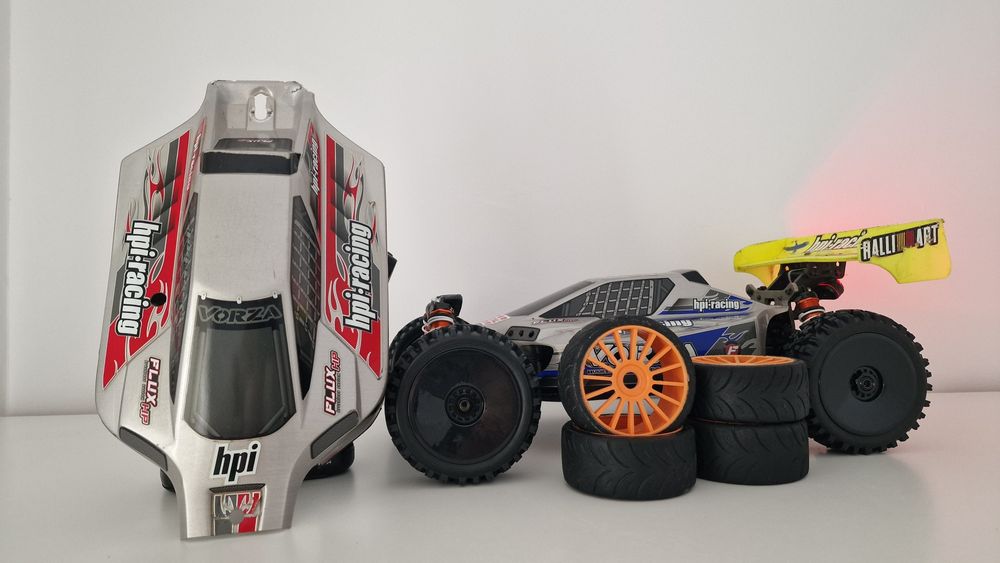 Automodel HPI Vorza Flux HP (brushless 1/8, 6S)