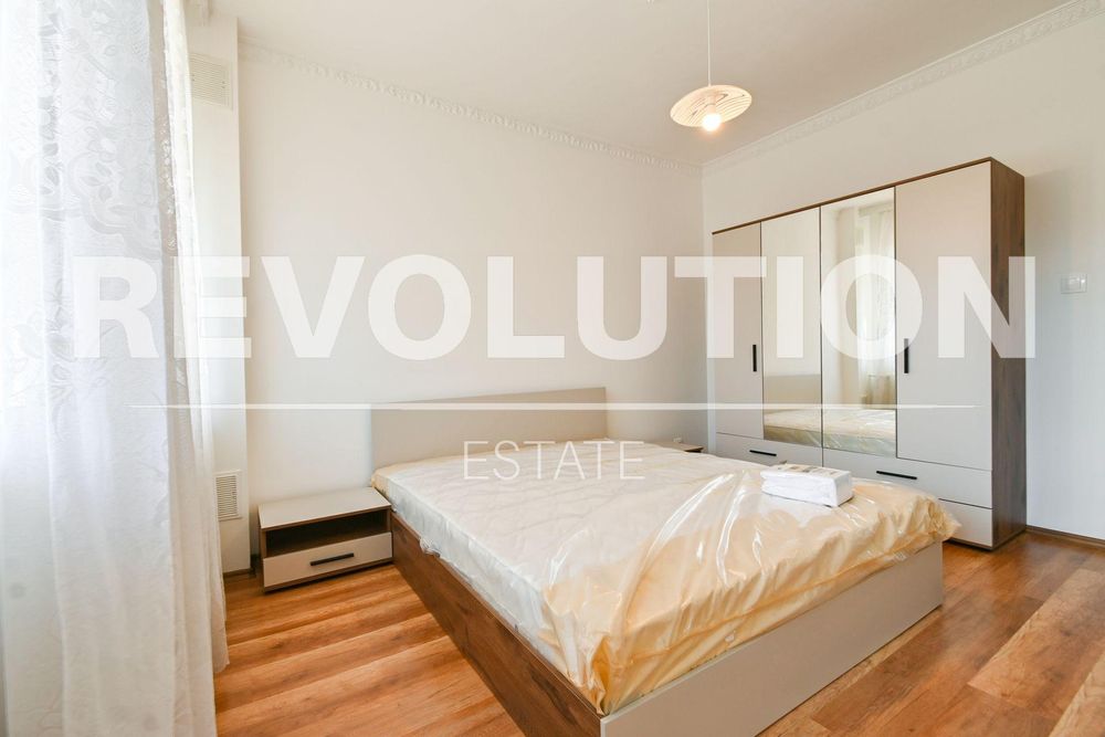 Дава се под наем Тристаен апартамент в София, Люлин 8 - 90 кв.м за 648.21 € - Снимка #5