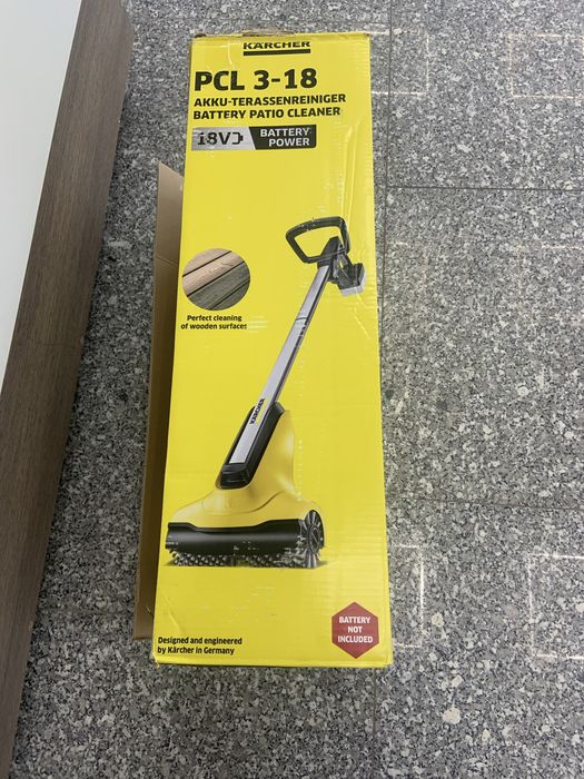 Perie de curatat terasa Karcher PCL 3-18