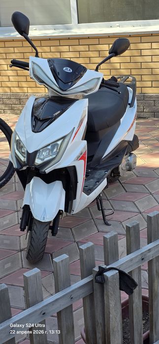 Продам скутер М10