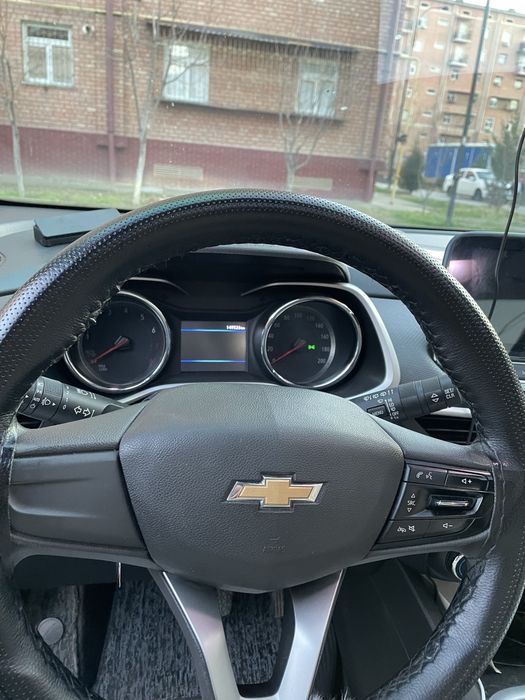 Tracker 2 Premier 2020