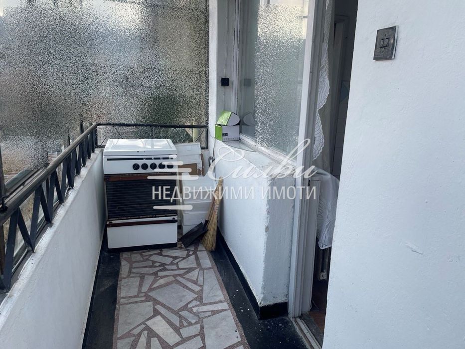 Продава се Четиристаен апартамент в Шумен, Пазара - 133 кв.м за 844 €/кв.м - Снимка #9