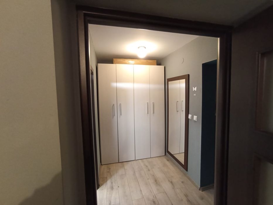 Proprietar, inchiriez apartament 2 camere, Bucium, loc de parcare