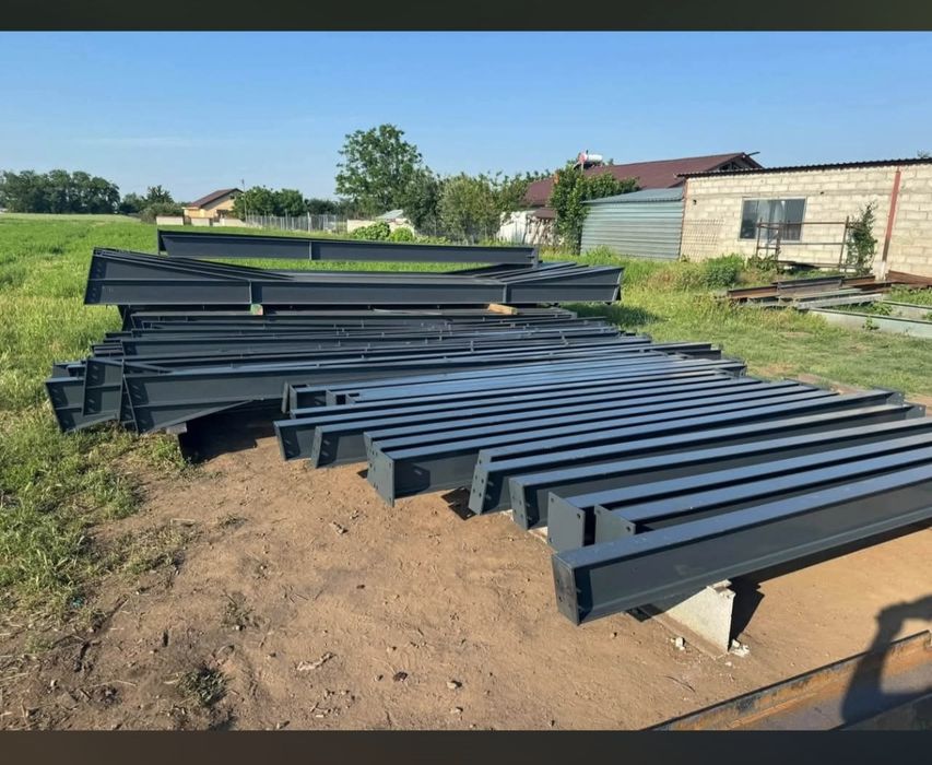 vând urgent  hala metalica 8×10×4h la un super preț 1900 € structura metalica