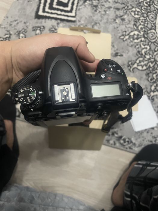 Vand Nikon D750 Dslr