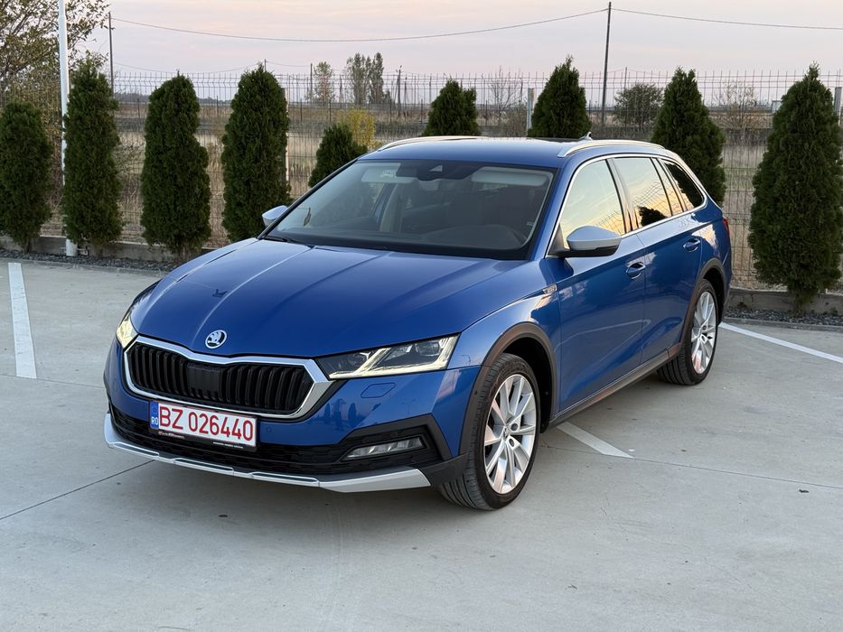 Skoda Octavia Scout DSG 4X4 matrix/Distronic/Heas Up Display