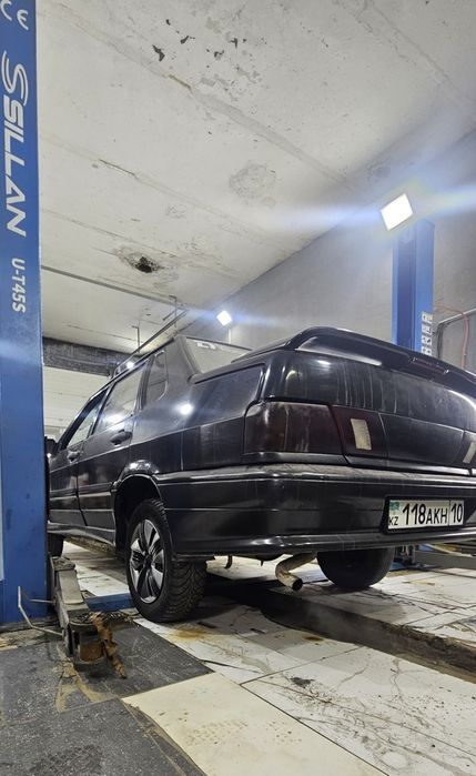 Ваз 2115 чёрный.