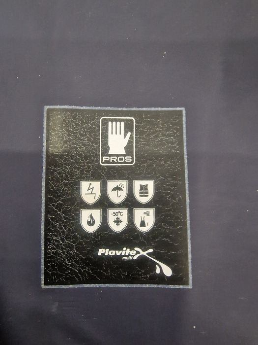 Дождевик с капюшоном