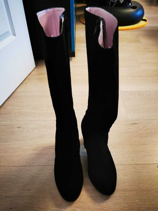 Cizme Vicina din piele 200 lei mărimea 36