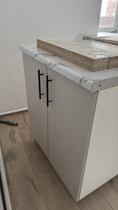 Продам кухонный гаргитур